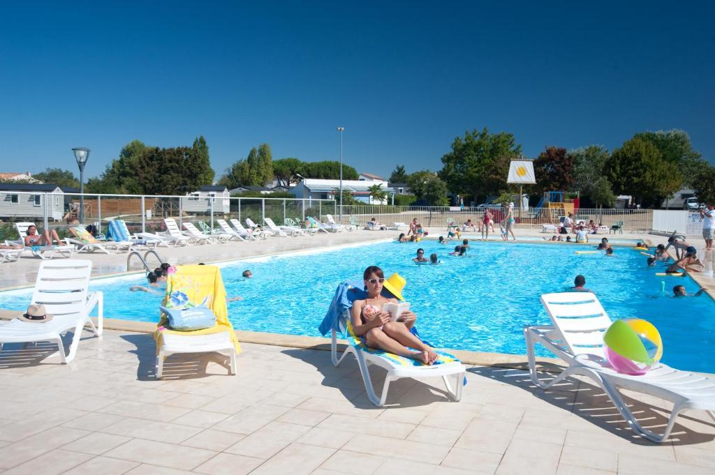 Aparthotel Azureva Fouras Zewnętrze zdjęcie
